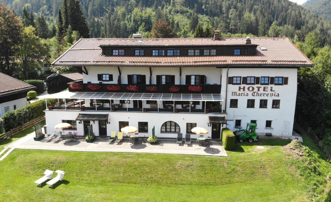 Gaestehaus Hotel Maria Theresia 슐리에르시 외부 사진
