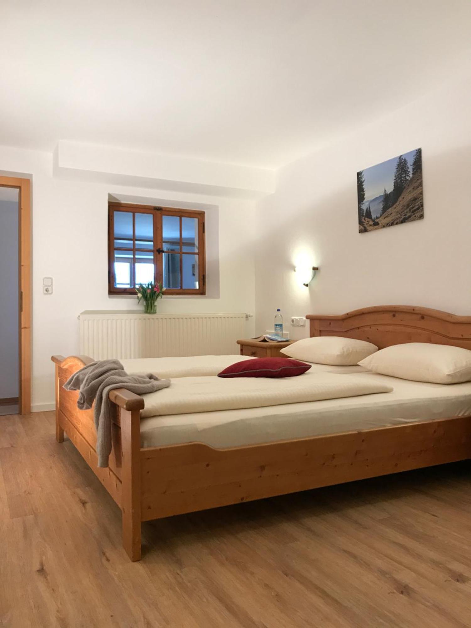 Gaestehaus Hotel Maria Theresia 슐리에르시 외부 사진