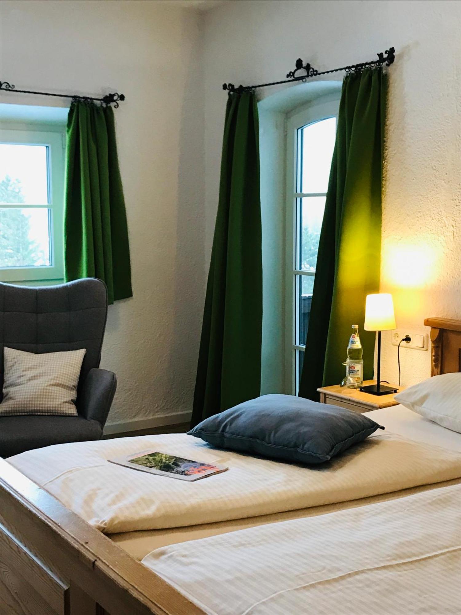 Gaestehaus Hotel Maria Theresia 슐리에르시 외부 사진