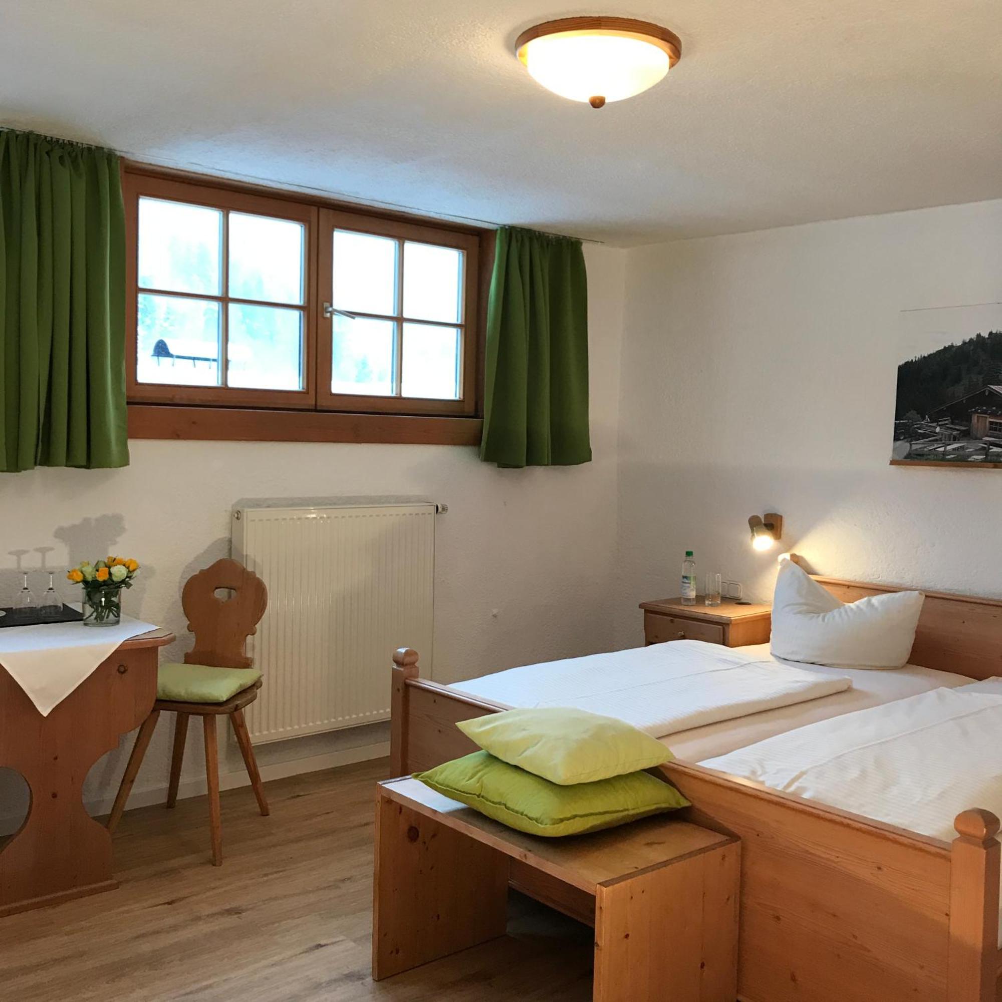 Gaestehaus Hotel Maria Theresia 슐리에르시 외부 사진
