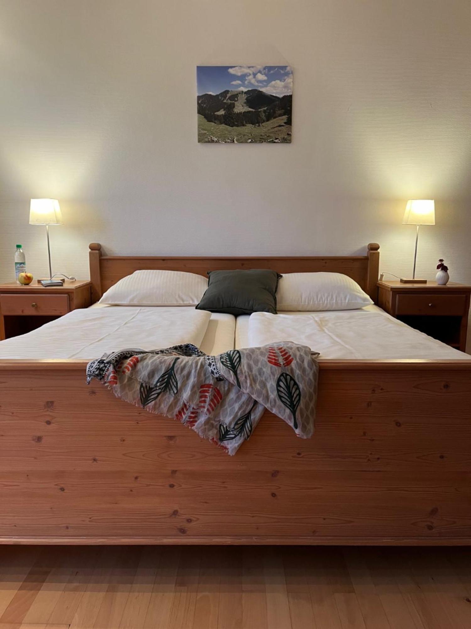 Gaestehaus Hotel Maria Theresia 슐리에르시 외부 사진